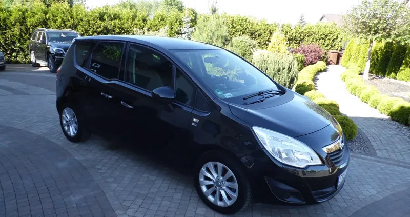 kujawsko-pomorskie Opel Meriva cena 22900 przebieg: 138000, rok produkcji 2013 z Mogilno